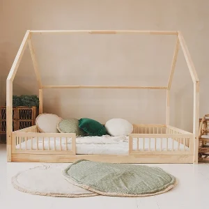 Hutbed 140×200 inclusief bedhekken en lattenbodem poten 1 cm Sofia Bois Hutbed 140×200 inclusief bedhekken en lattenbodem poten 1 cm Sofia Bois