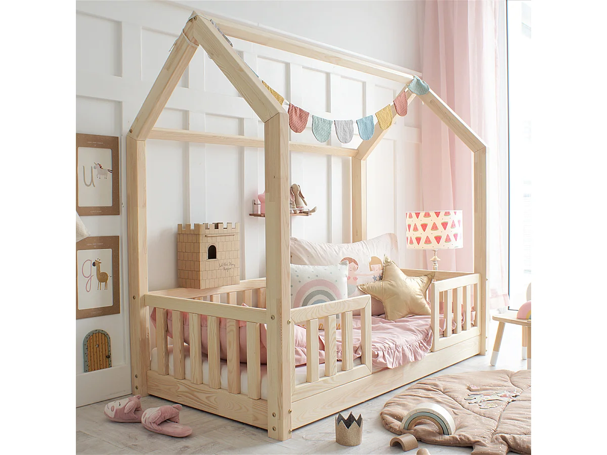 Hutbed 90x190 inclusief bedhekken en lattenbodem poten 1 cm Madeliefje Bois