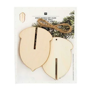 Houten kerstversiering – 3 reliëf eikels