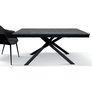Houten tafel, afwerking in geoxideerd staal, zwart onderstel, uitschuifbaar 120×80 – VOLPAIA Houten tafel, afwerking in geoxideerd staal, zwart onderstel, uitschuifbaar 120×80 – VOLPAIA