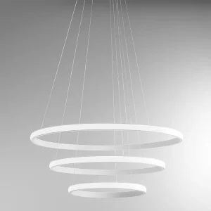 Lustre LED dimmable Iole S3 60W – Suspension moderne à 3 anneaux en aluminium blanc, lumière chaude 3000K, 3000lm, design élégant Lustre LED dimmable Iole S3 60W – Suspension moderne à 3 anneaux en aluminium blanc, lumière chaude 3000K, 3000lm, design élégant