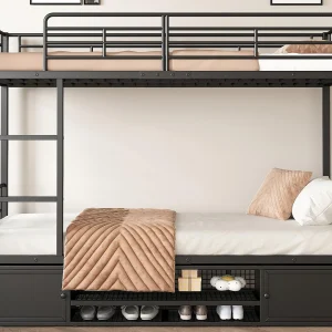 IJzeren stapelbed 90x200cm – met schoenenrek en ladder – Zwart IJzeren stapelbed 90x200cm – met schoenenrek en ladder – Zwart