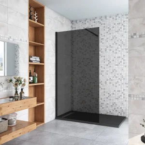 Inloopdouche met zwarte beschermfolie,120x200cm hoog,8mm EasyClean veiligheidsglas,Stabilisatiestang 73-120cm,mat zwart aluminium profiel. Inloopdouche met zwarte beschermfolie,120x200cm hoog,8mm EasyClean veiligheidsglas,Stabilisatiestang 73-120cm,mat zwart aluminium profiel.