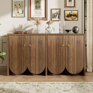 Houten dressoir met 4 deuren en verstelbare planken – voor woon- en eetkamers Houten dressoir met 4 deuren en verstelbare planken – voor woon- en eetkamers