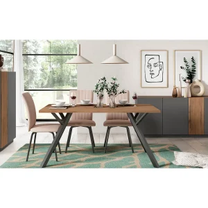 Houten rechthoekige tafel voor 6/8 personen 160×90 cm Houten rechthoekige tafel voor 6/8 personen 160×90 cm