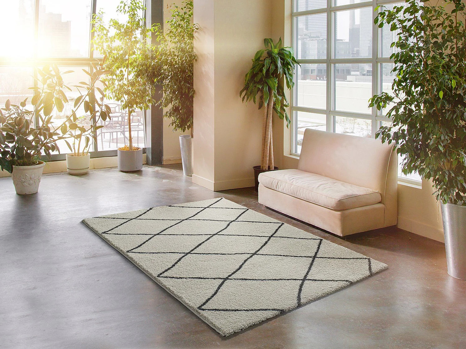 Hoogpolig tapijt - etnisch - wit - 133x190 cm - ATLAS